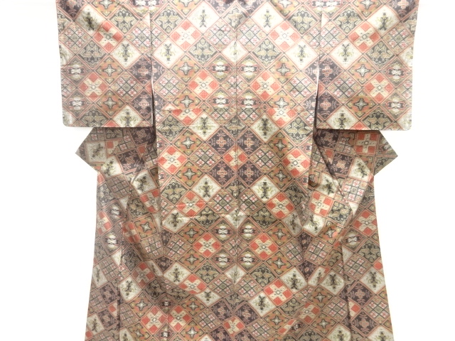 JAPANESE KIMONO / TSUMGI / WOVEN ANIMAL & SARASA